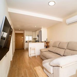 Modern Beachside Apartment In La Albufereta